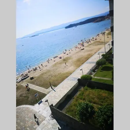 Precioso Apartamento En Primera Linea De Playa Vilagarcia de Arousa Esterno foto